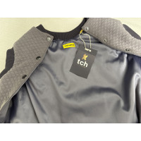 Vest Urban Classic
