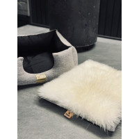 TchDogWear — Luxury Dog Bed with Natural Sheepskin 40х45