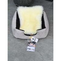 TchDogWear — Luxury Dog Bed with Natural Sheepskin 40х45